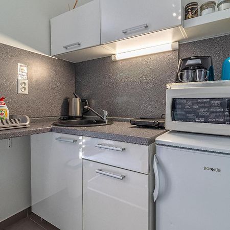 Jonas Apartments - Great Location Near Bratislava City Center Екстер'єр фото