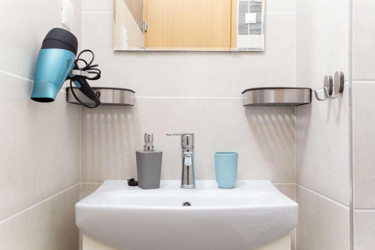 Jonas Apartments - Great Location Near Bratislava City Center Екстер'єр фото