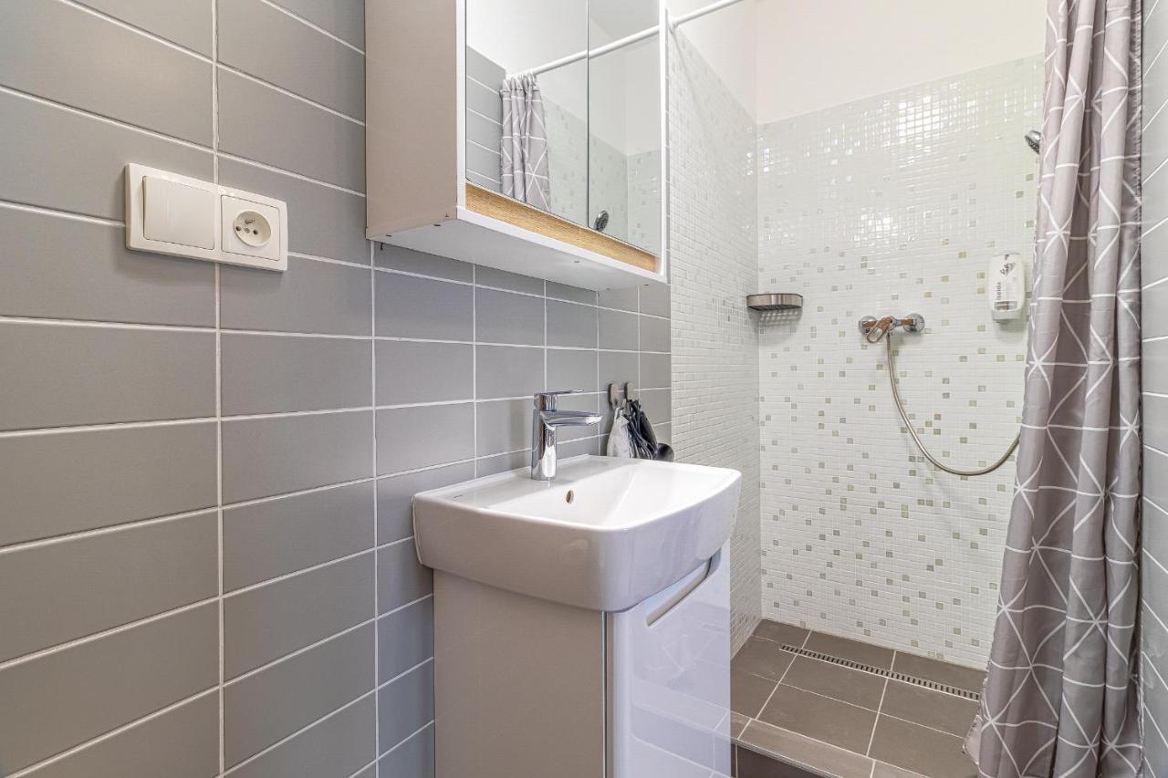 Jonas Apartments - Great Location Near Bratislava City Center Екстер'єр фото