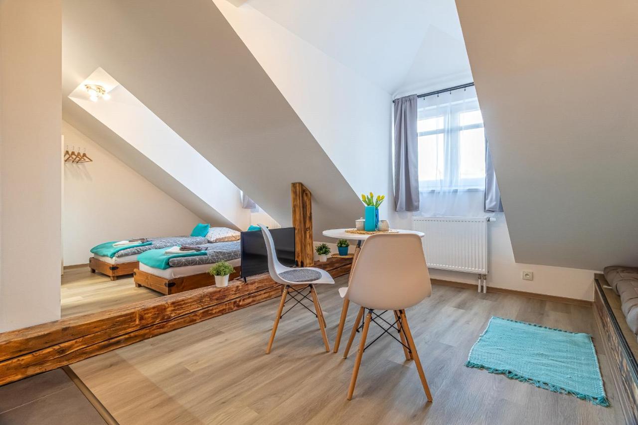 Jonas Apartments - Great Location Near Bratislava City Center Екстер'єр фото