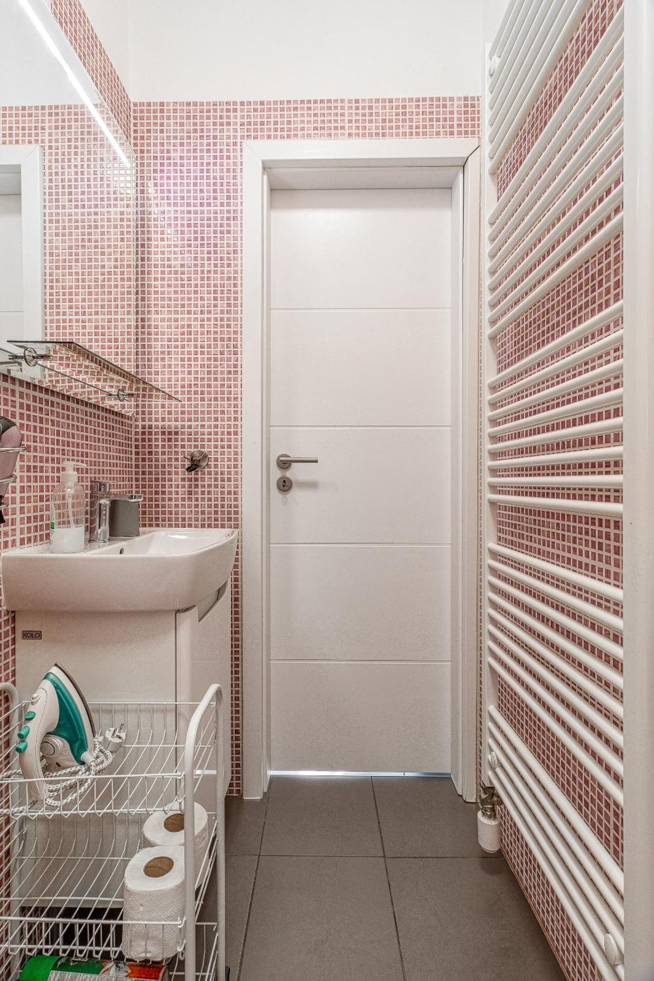 Jonas Apartments - Great Location Near Bratislava City Center Екстер'єр фото